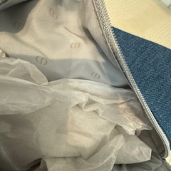 💋 Dior Pouch w/zip *NEW - Picture 5 of 7